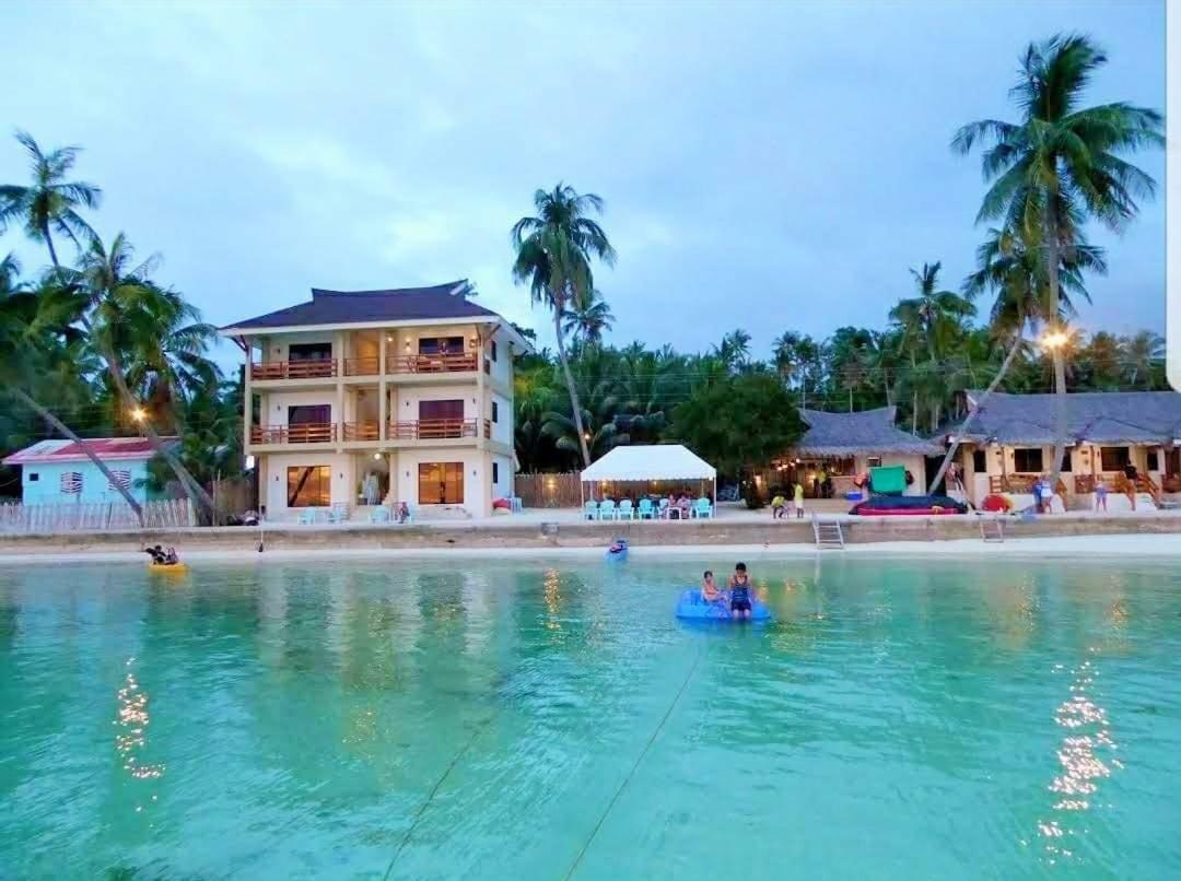 Resort Tropical Fun Ta Sea